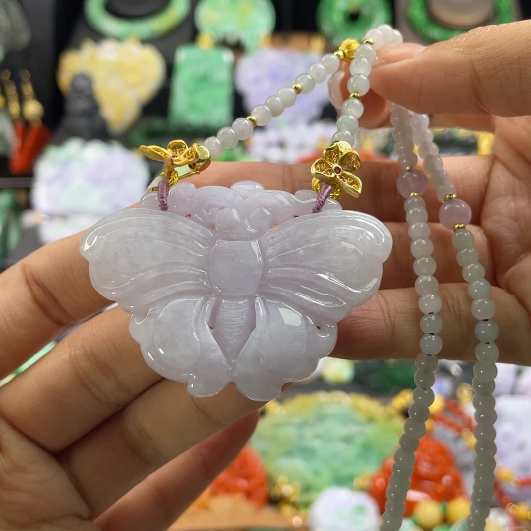 翡翠未镶嵌颈饰待编织