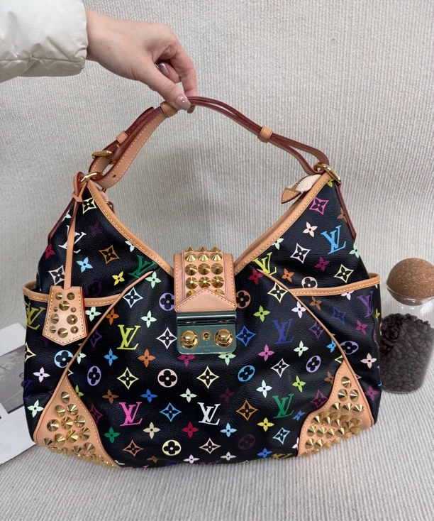 99新 LouisVuitton/路易威登 黑三彩Chrissy铆钉腋下包