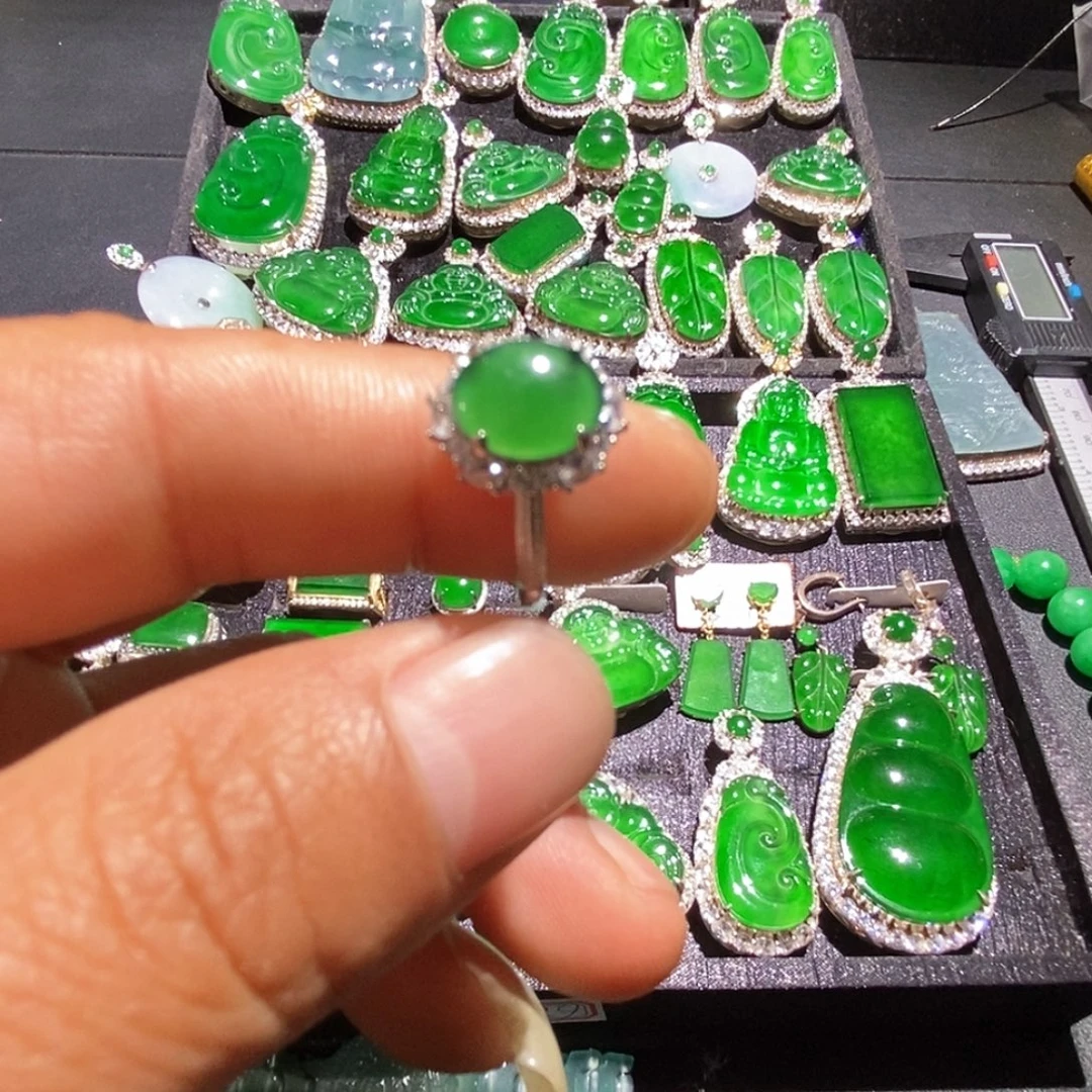 翡翠未镶嵌戒指A货翡翠1