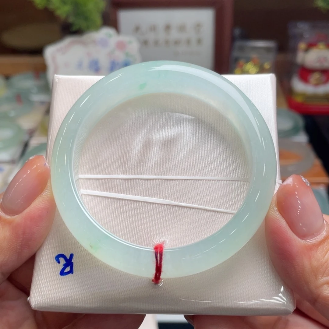 翡翠手镯未镶嵌翡翠52.5正圈