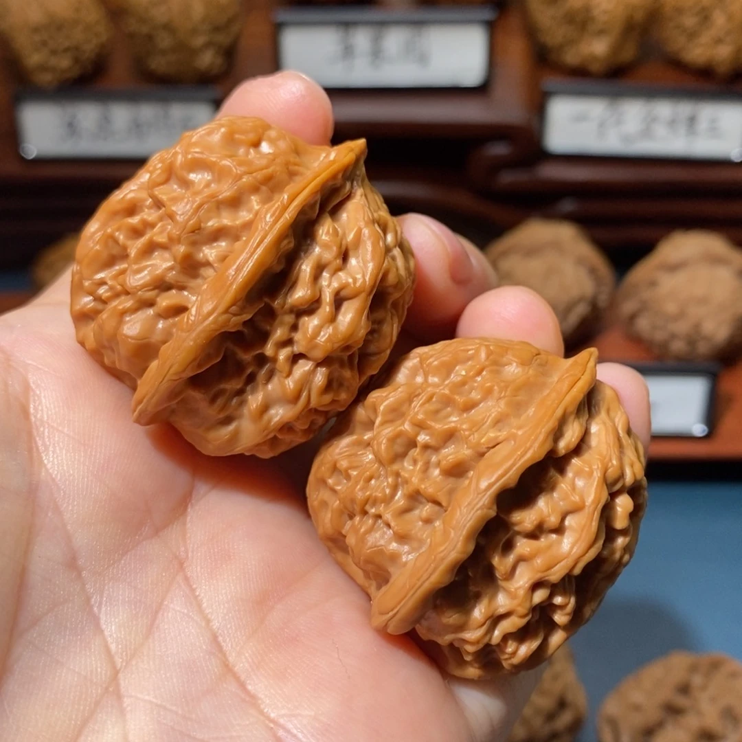 吊坠猴头核桃原树红莲36