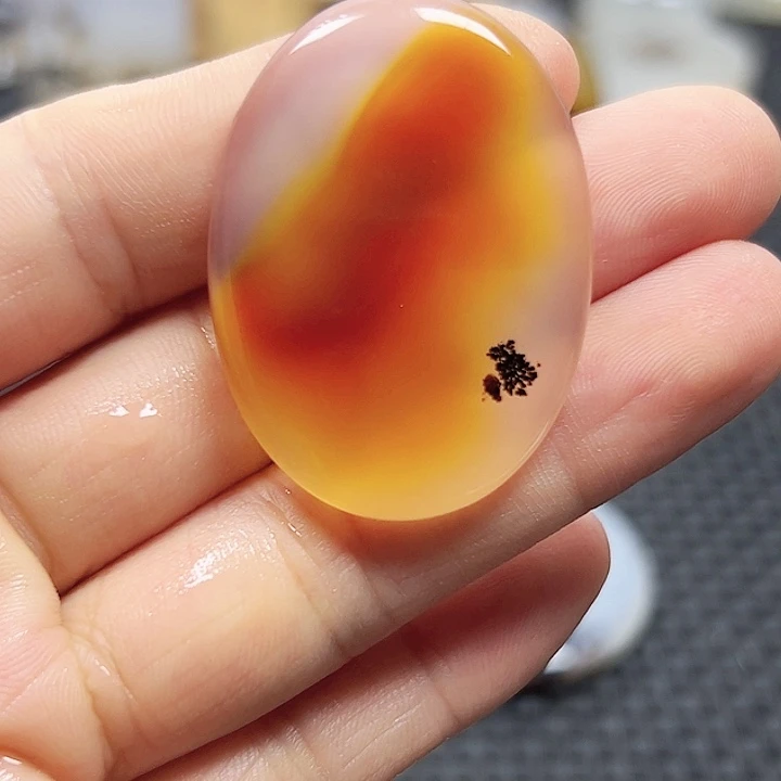 玛瑙/玉髓未镶嵌珠宝半成品