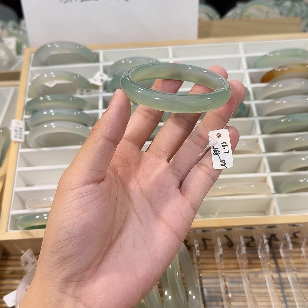 手镯玛瑙/玉髓未镶嵌圈口56.7