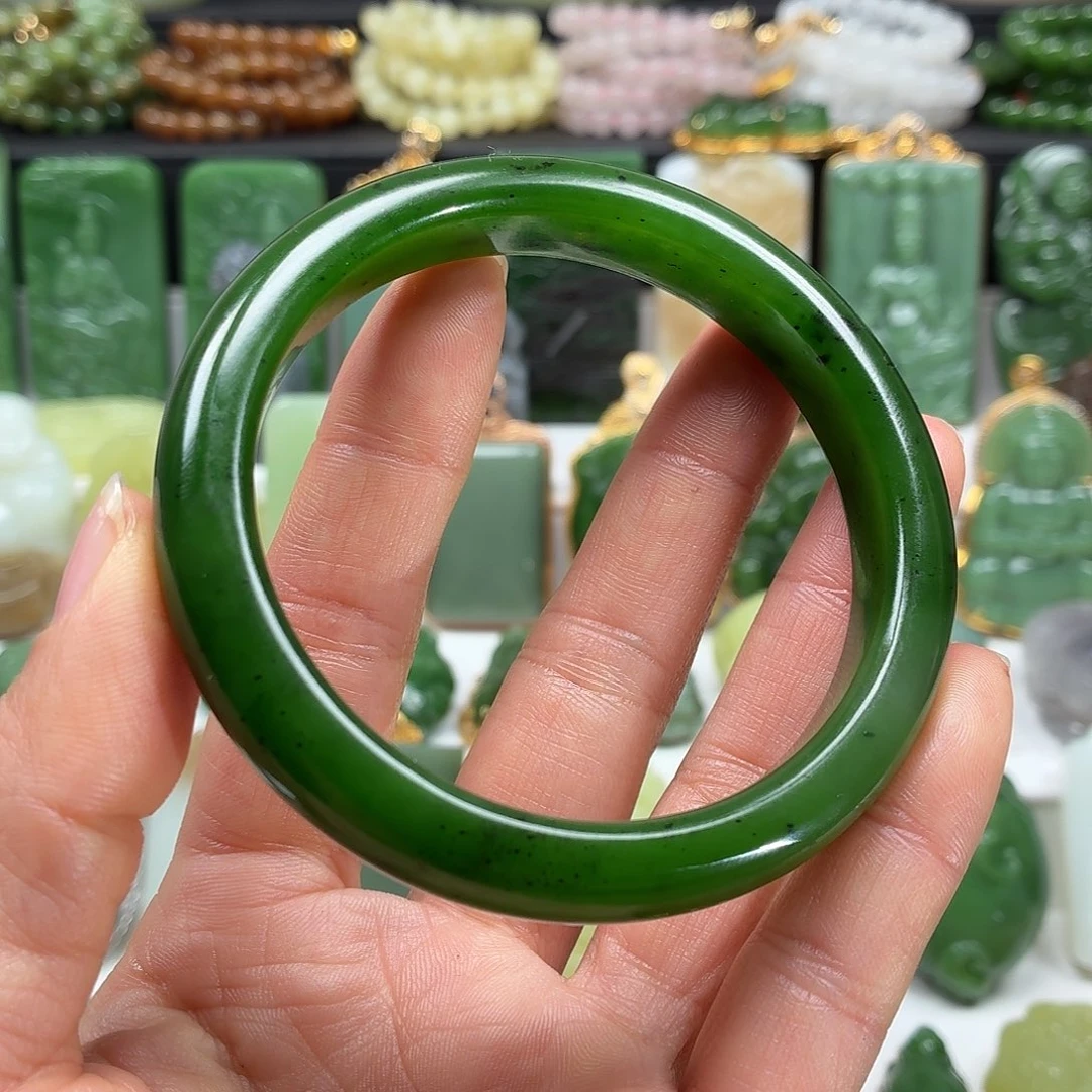 和田玉未镶嵌颈饰60.6红皮大漏