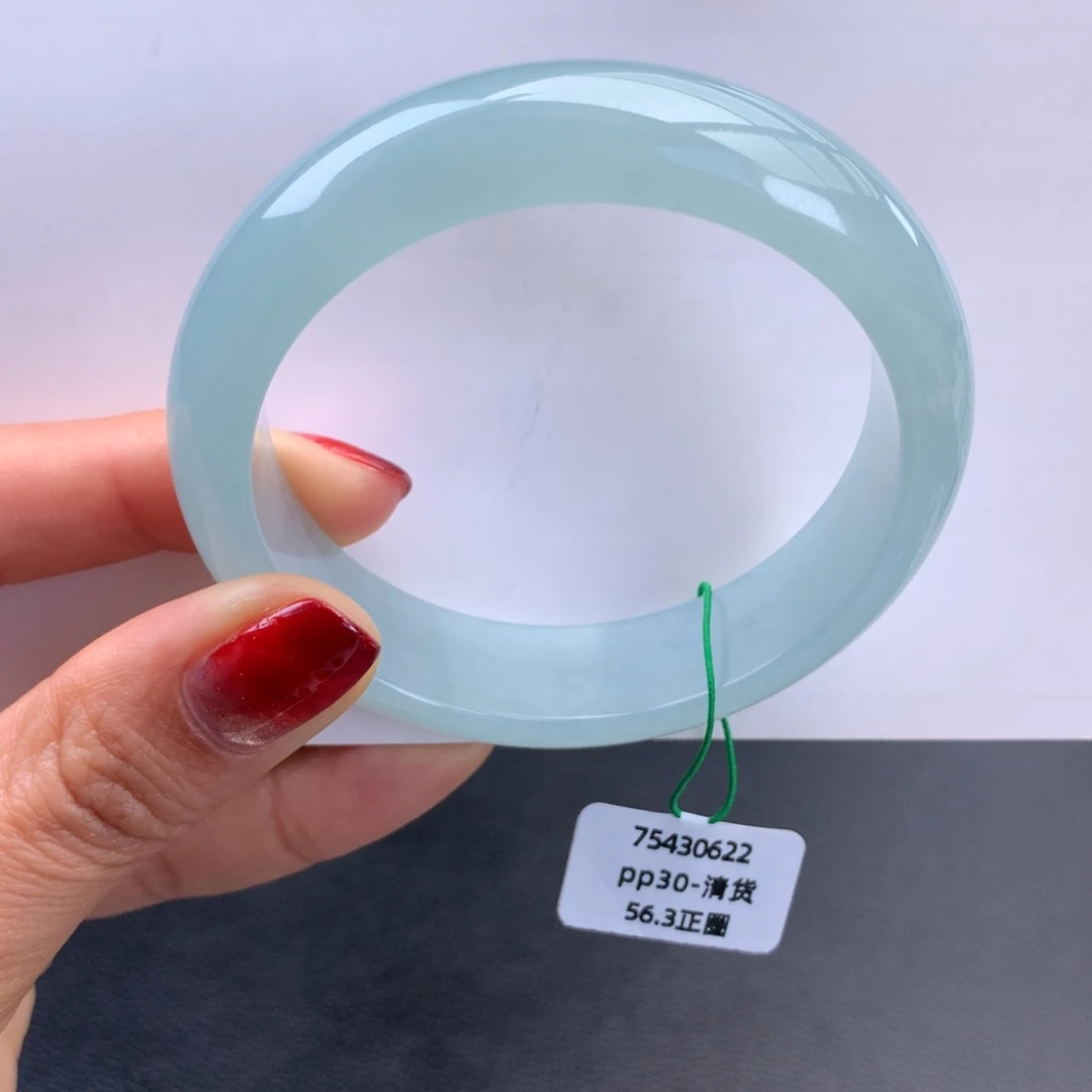 翡翠未镶嵌手镯冰胶晴蓝手镯