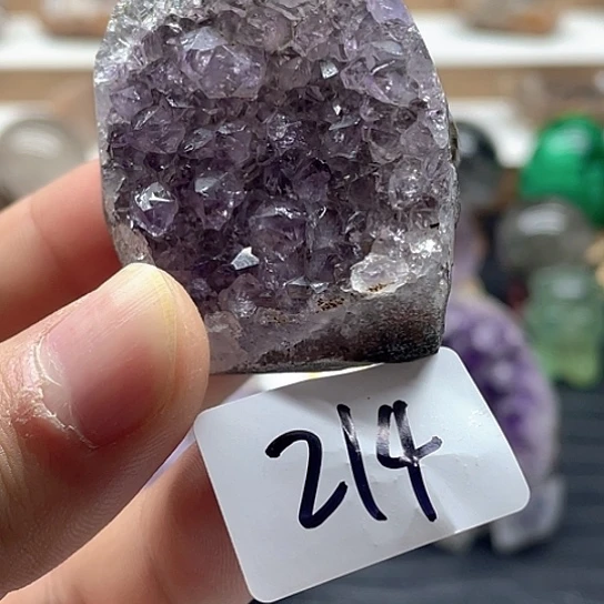 未镶嵌水晶大型摆件（非配饰）