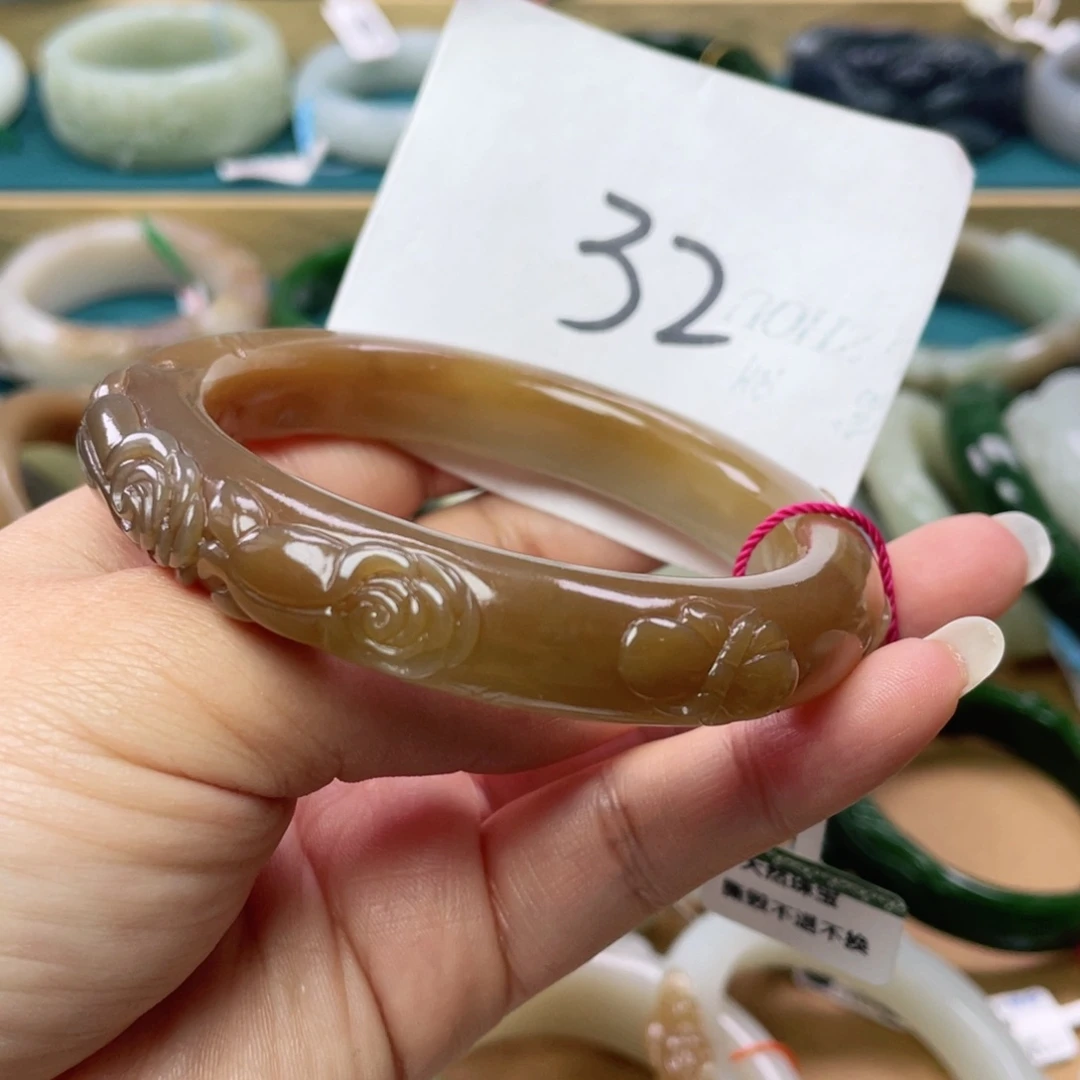 未镶嵌手镯和田玉圈口62