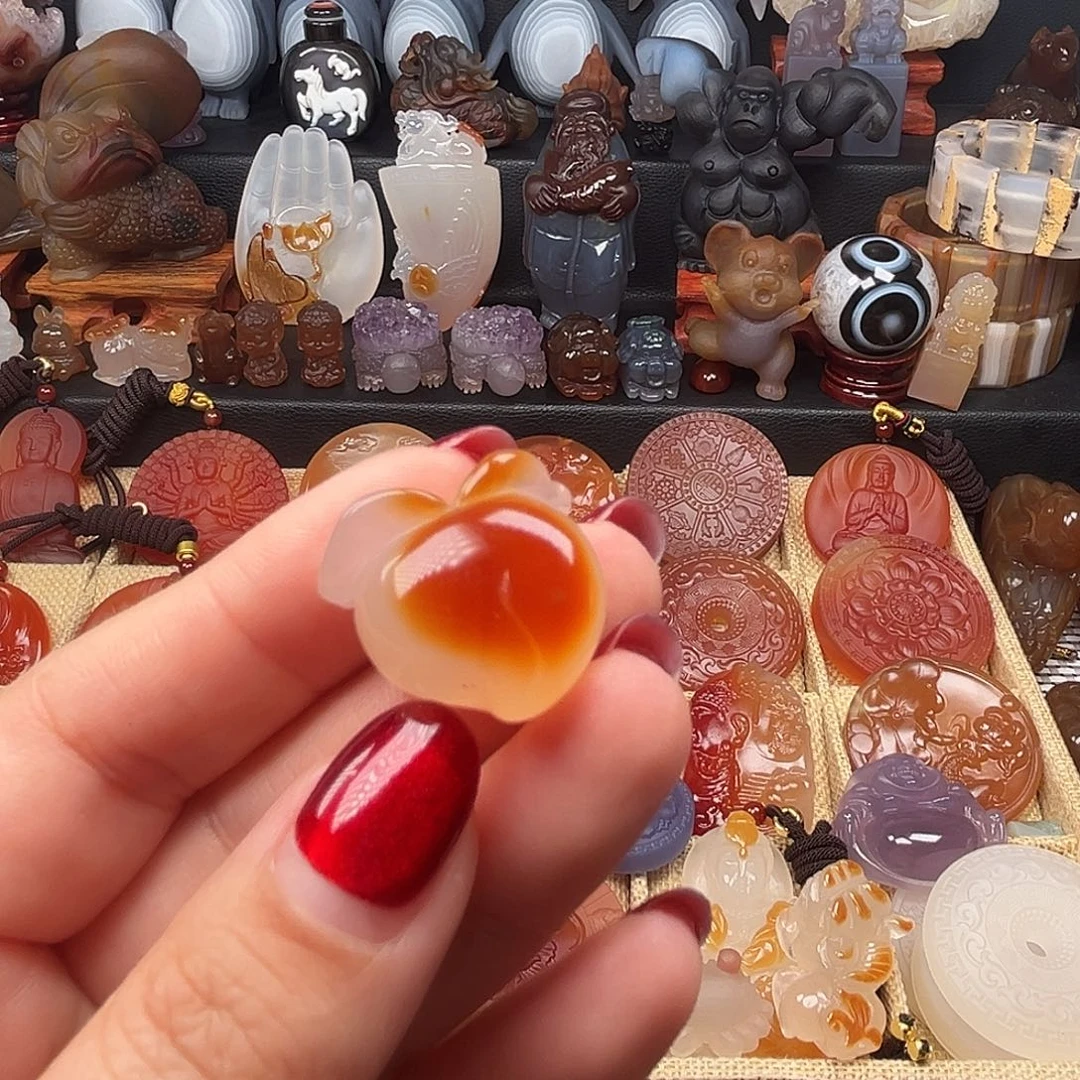 玛瑙/玉髓未镶嵌颈饰