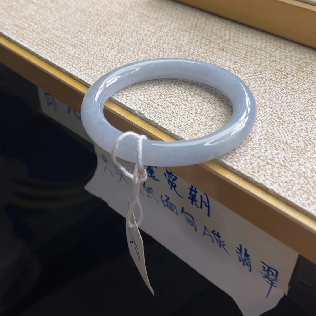 翡翠未镶嵌手镯手镯