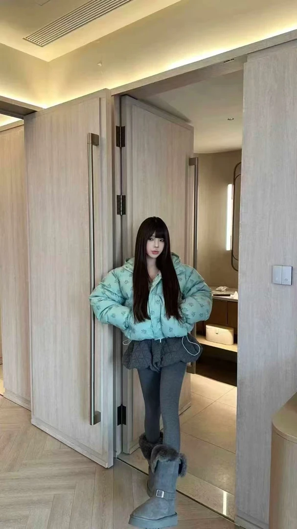 悠悠 泡菜冬季连帽抽绳洋气小众碎花面包加厚保暖外套