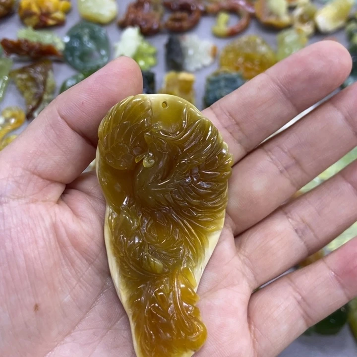 未镶嵌蛇纹石玉挂件