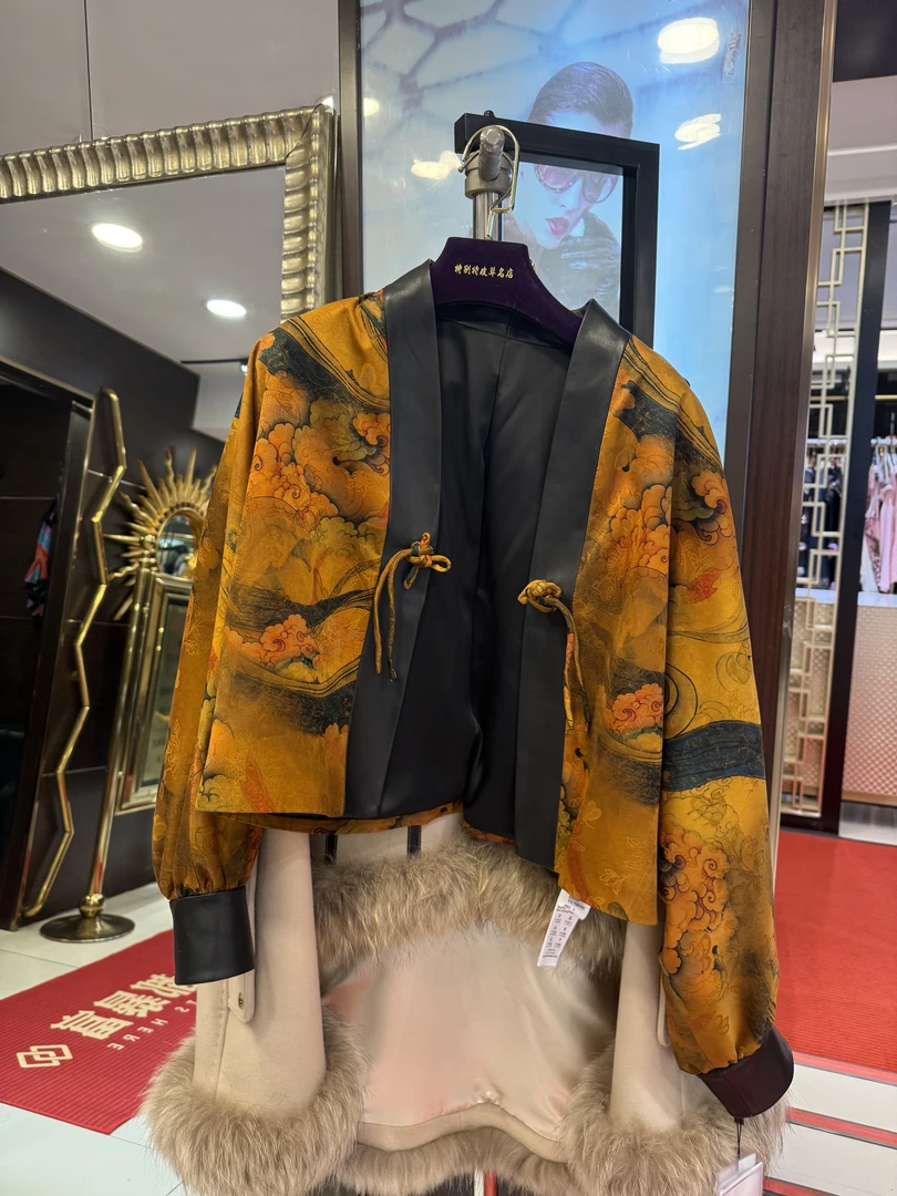 女不褪色常规款保暖薄款短外套拼接外套新中式网红