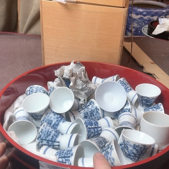 瓷片扒**妹哈哈哈哈哈哈哈哈哈