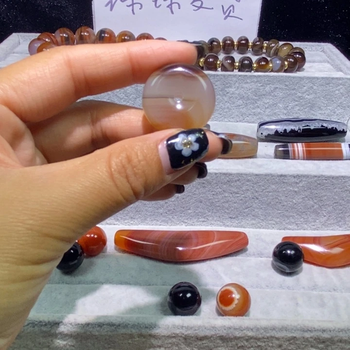 玛瑙/玉髓未镶嵌颈饰