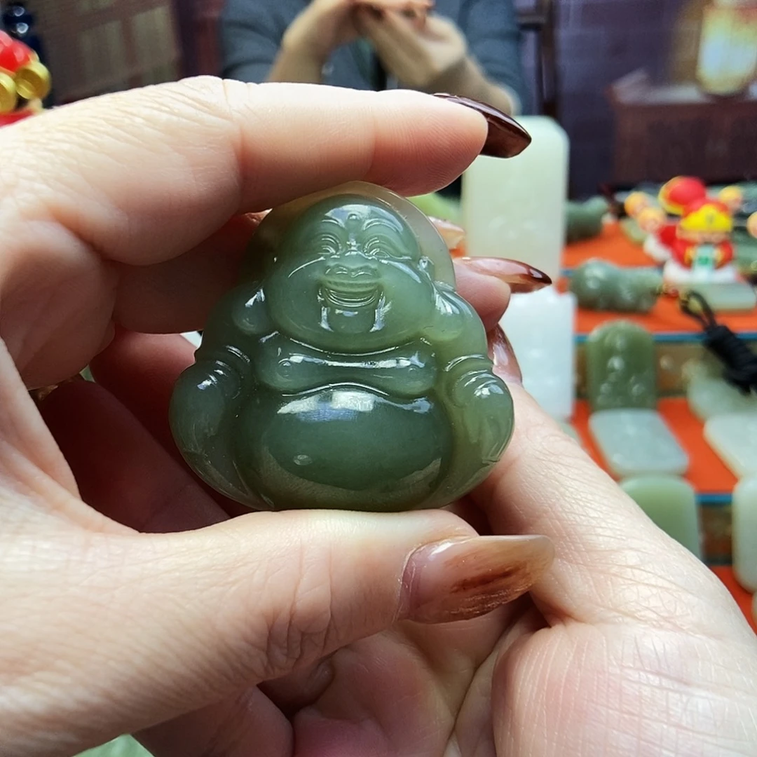 颈饰未镶嵌和田玉家**宝