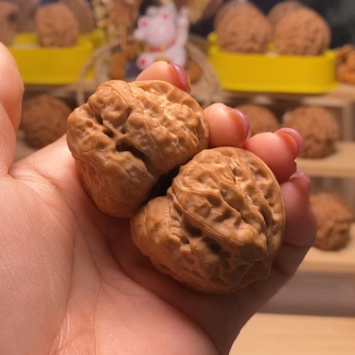 42尺寸的蛤蟆头核桃