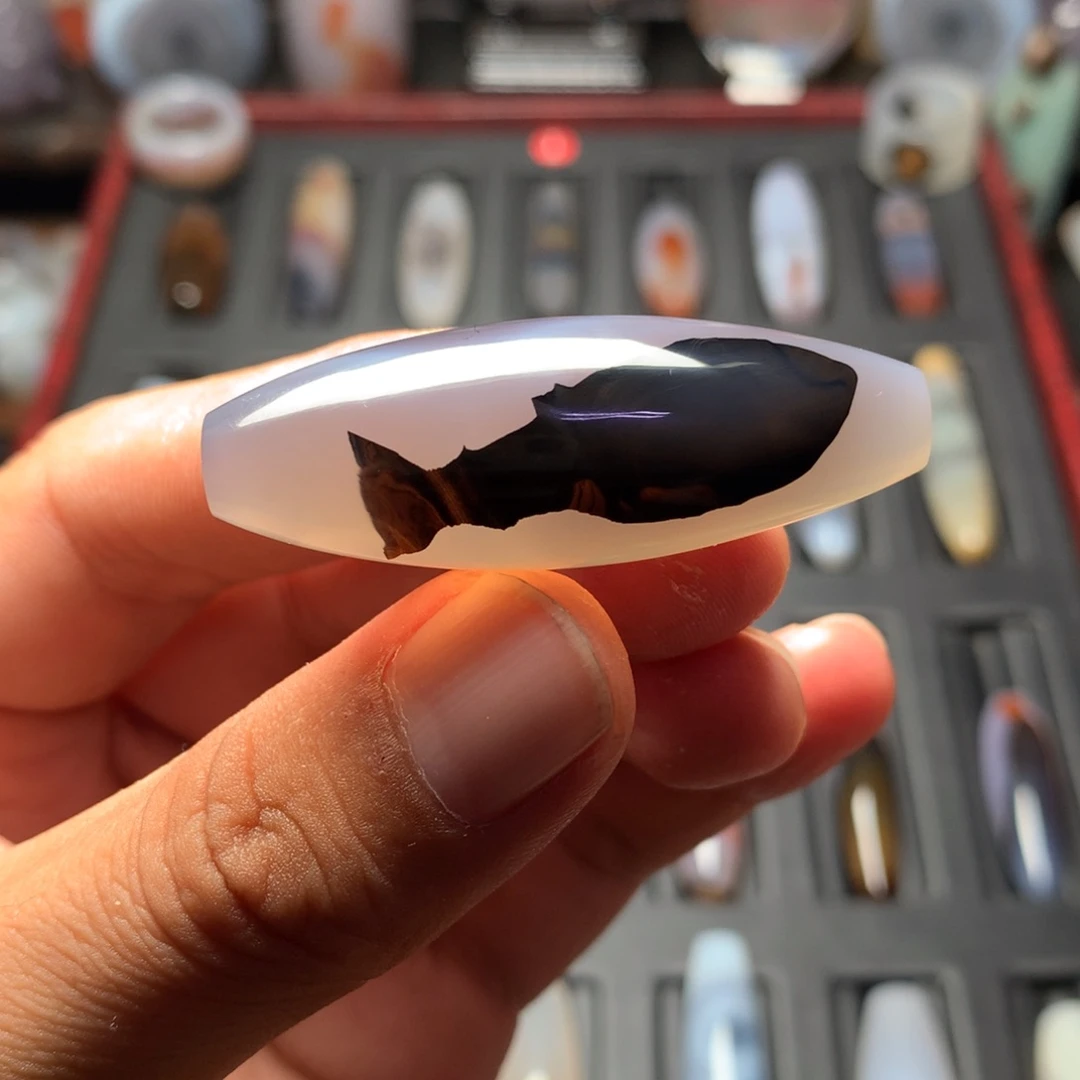 未镶嵌颈饰玛瑙/玉髓