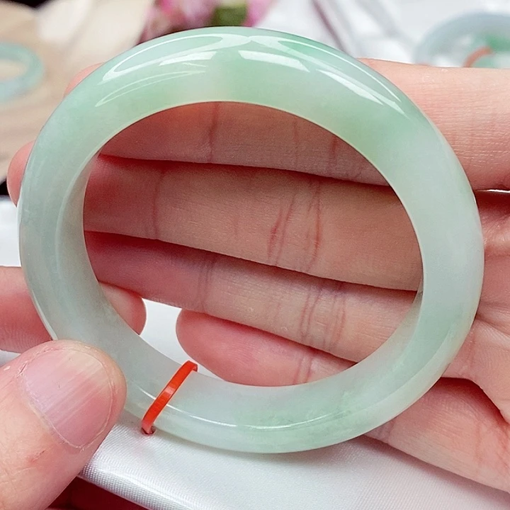 翡翠手镯未镶嵌沄*55.5圈