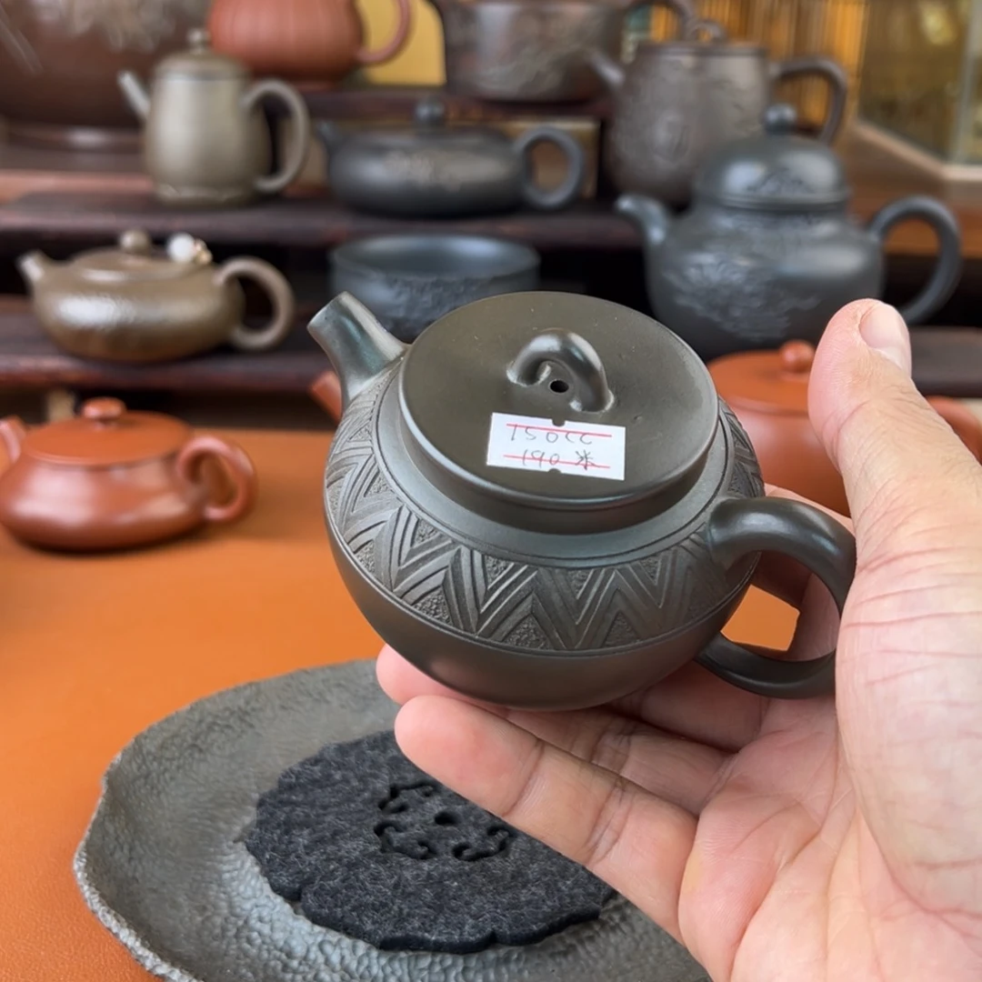 微瑕小陶罐150毫升左右球孔