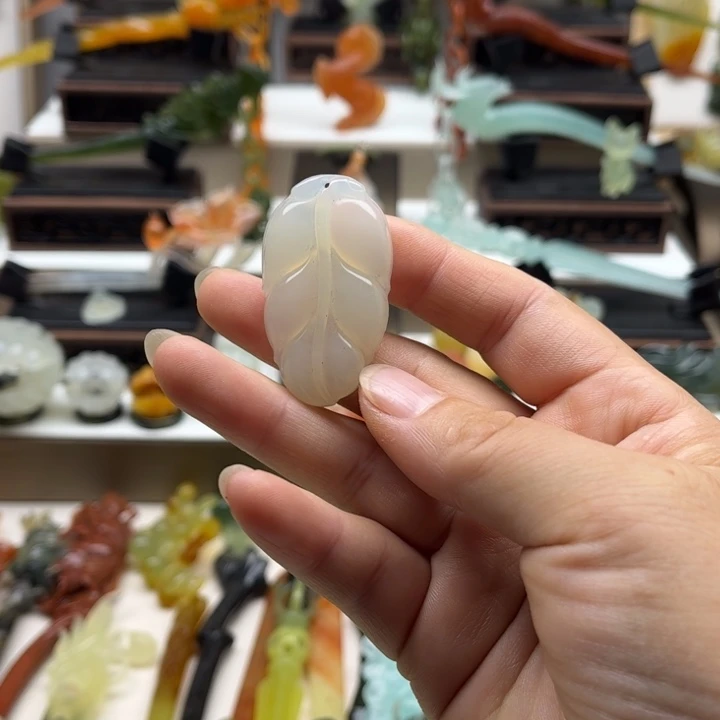 蛇纹石玉未镶嵌岫玉发簪