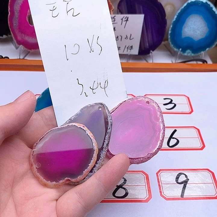 王****玛瑙/玉髓合金颈饰