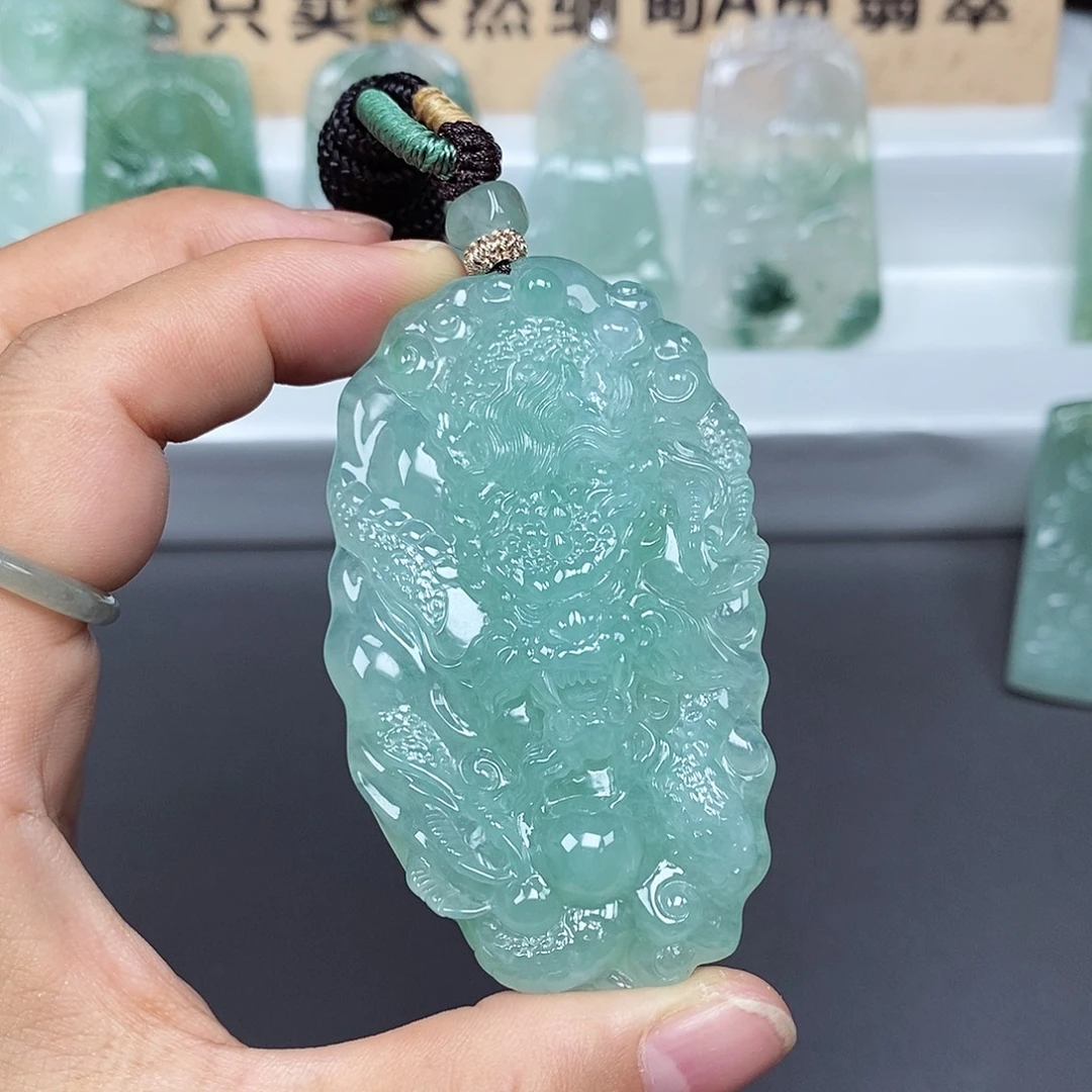 感***3颈饰未镶嵌翡翠翡翠