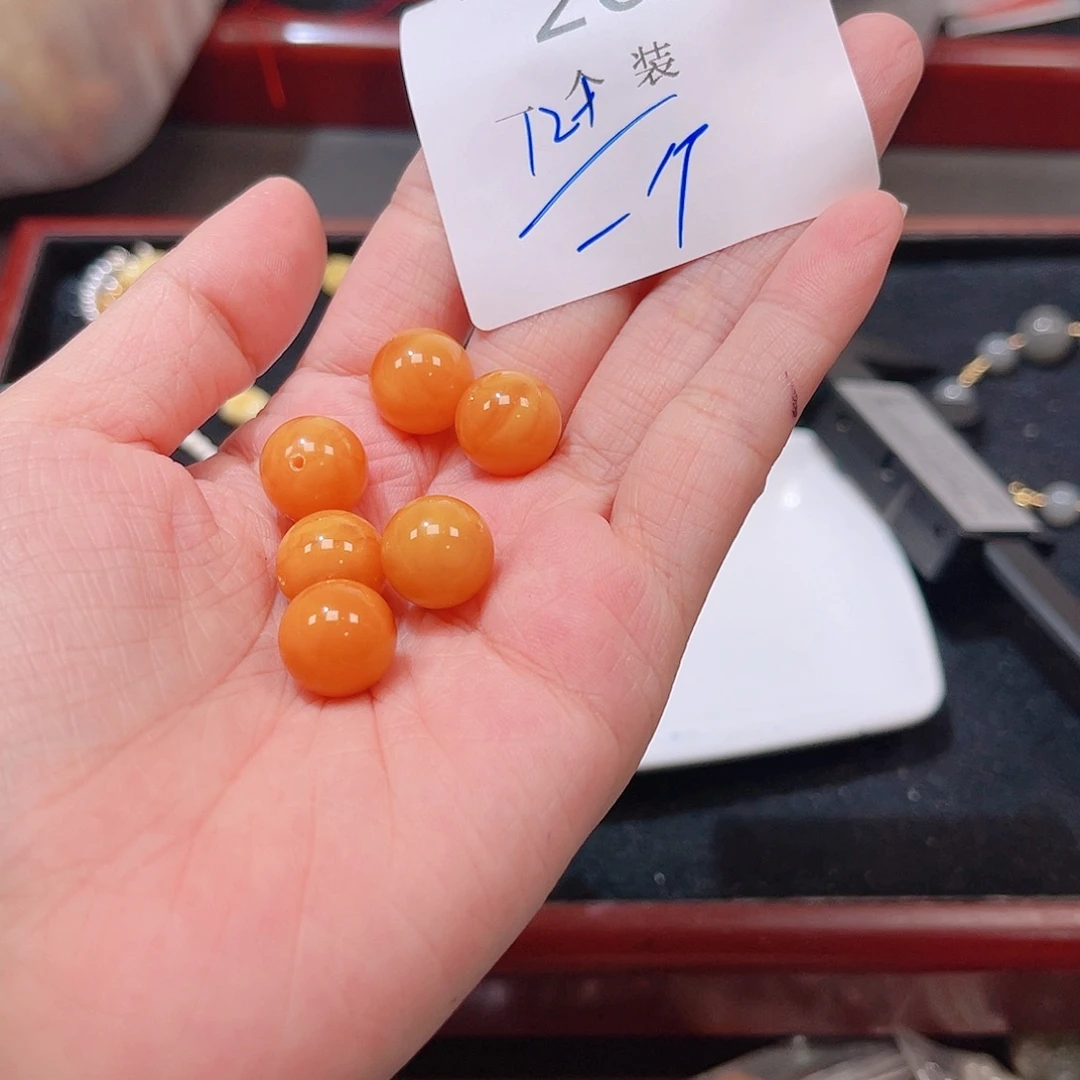 未镶嵌珠宝半成品水晶204 。