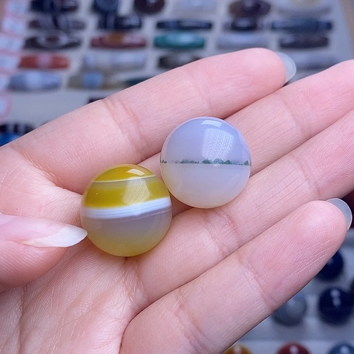 未镶嵌颈饰玛瑙/玉髓悟**悟