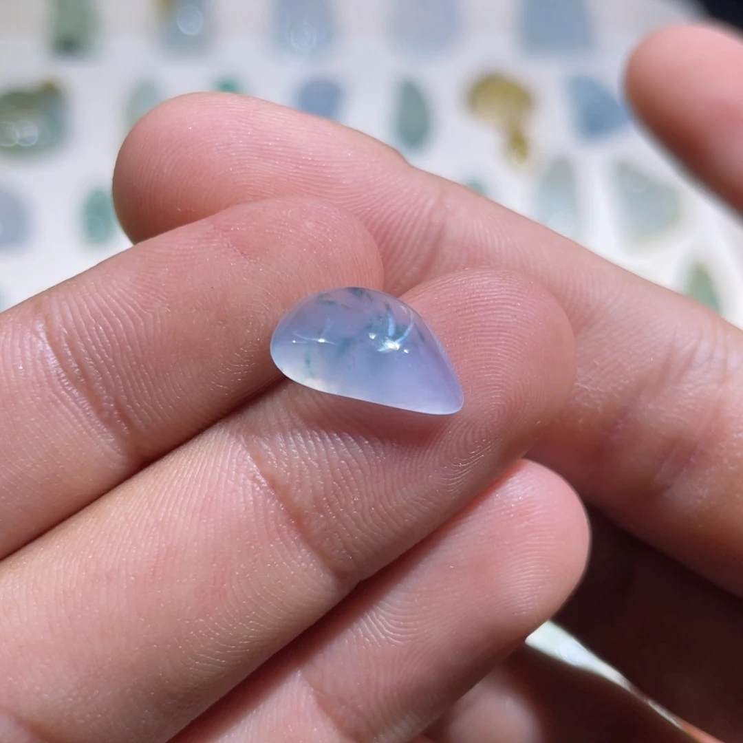 颈饰未镶嵌翡翠随形