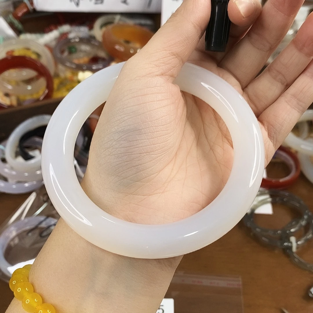 玛瑙/玉髓未镶嵌手镯0075。70➕
