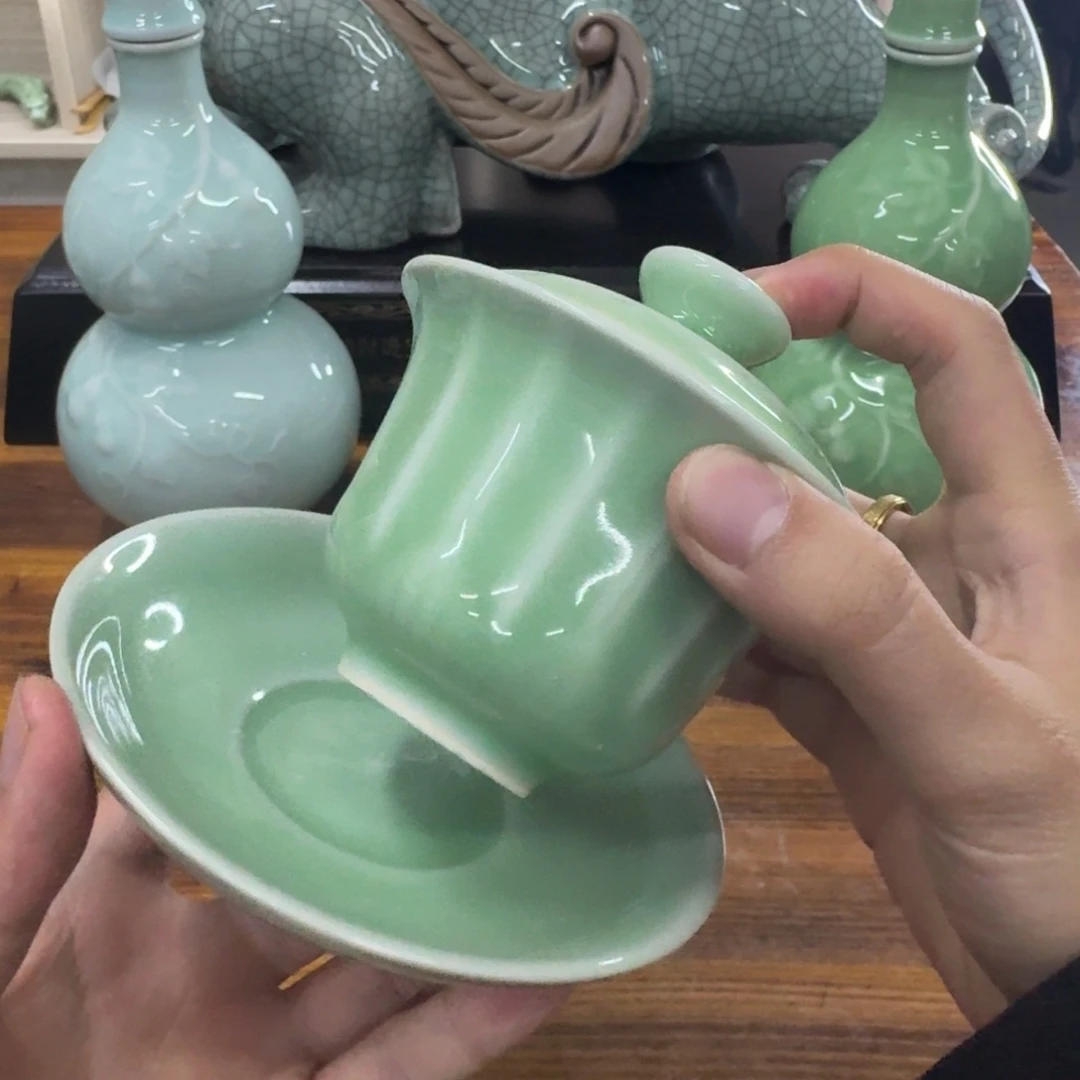 龙泉青瓷茶具微瑕7001