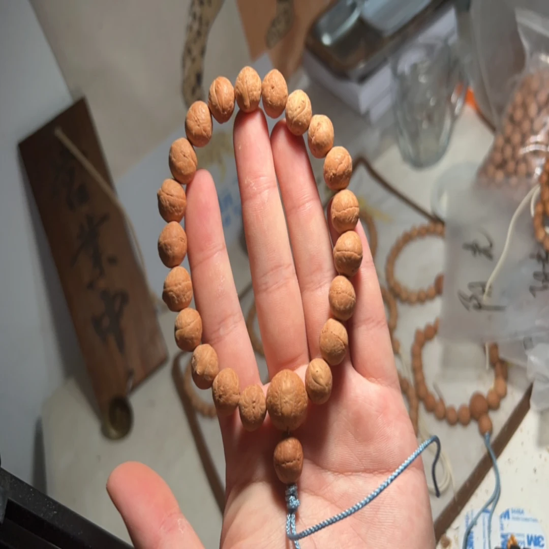 12.5mm凤眼菩提手串凸眼