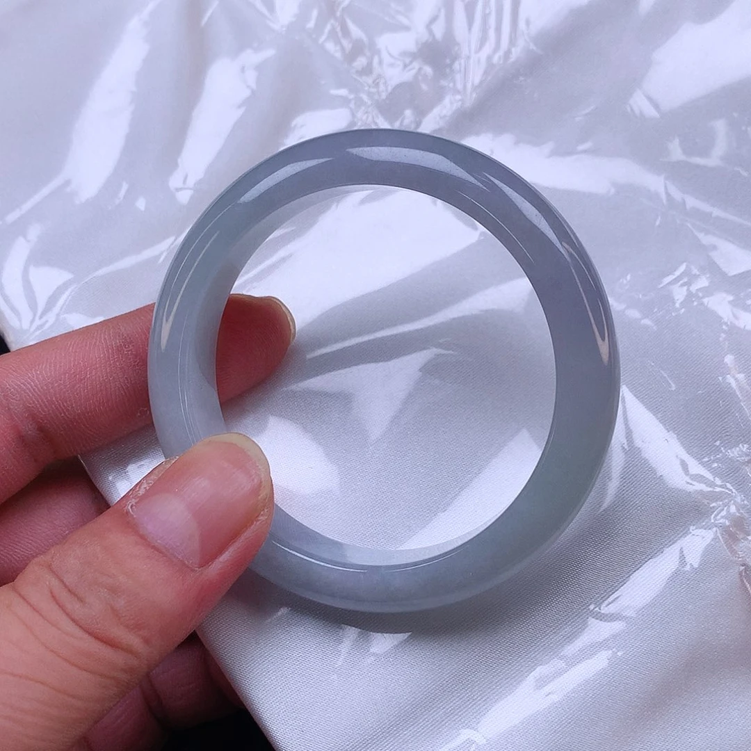 翡翠手镯未镶嵌少****来025,!!!!!