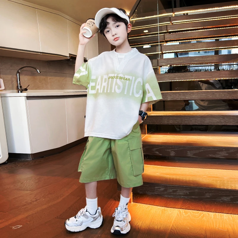 男童夏季休闲套装2025新款儿童短袖时尚套装【奇斯熊】B5239
