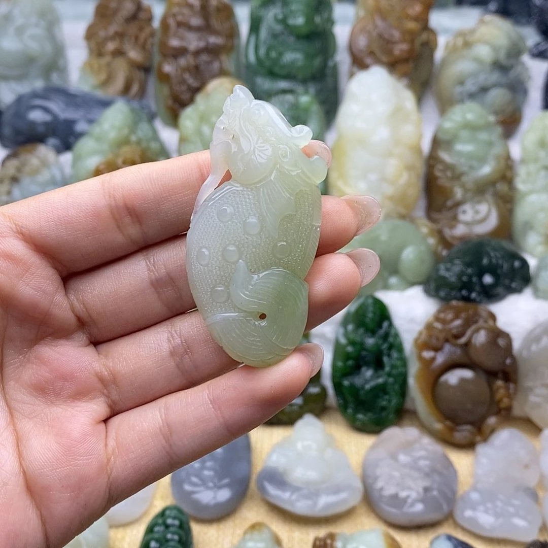 和田玉未镶嵌珠宝奇石