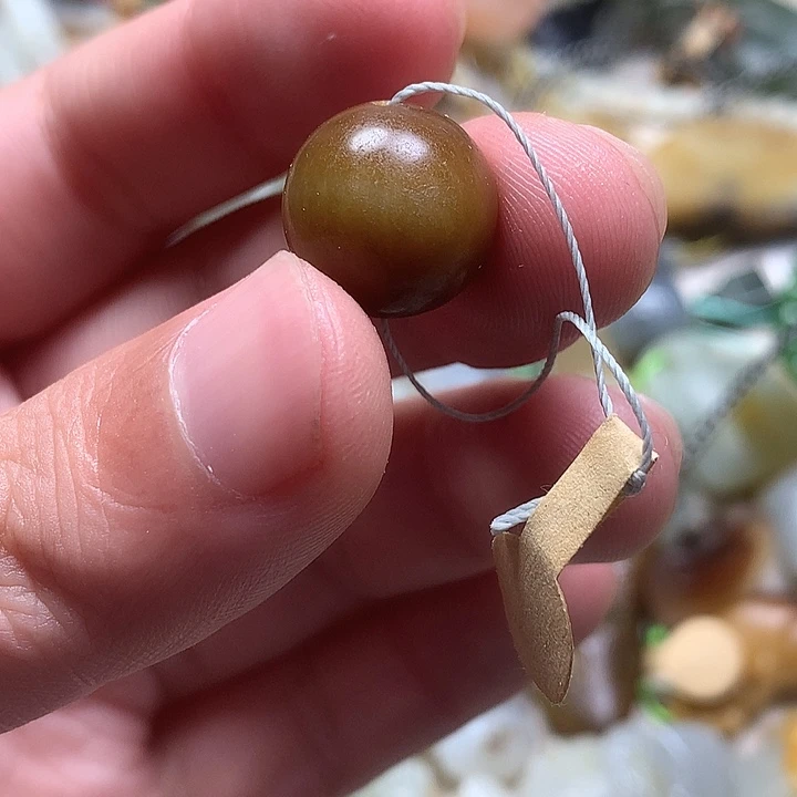 和田玉未镶嵌挂件河磨玉卡14单珠