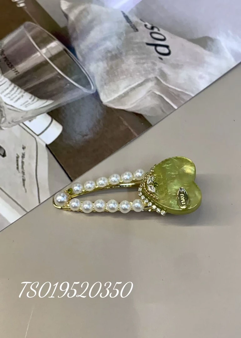 晨晶绿色爱心发夹鸭嘴夹边夹1952