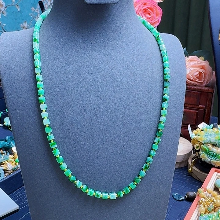 翡翠未镶嵌颈饰全珠链 辣阳绿 翡翠桶珠