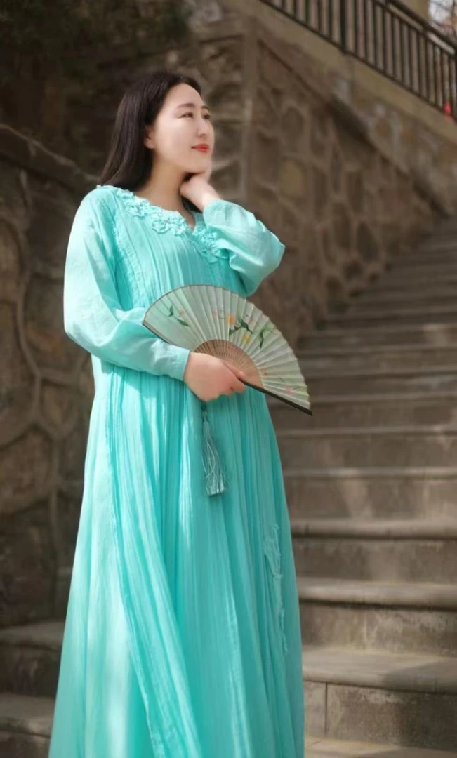 妙谛阁原创绿色V领花开满意仙子款修身禅裙