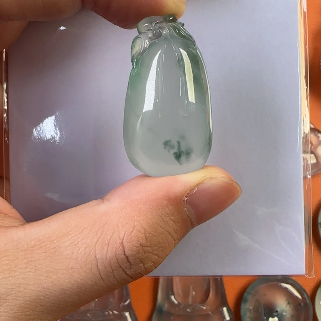 定制翡翠未镶嵌天然