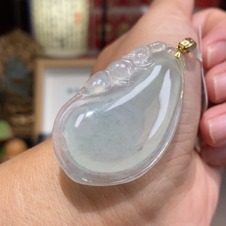 【闪购商品】颈饰18K金镶嵌翡翠49