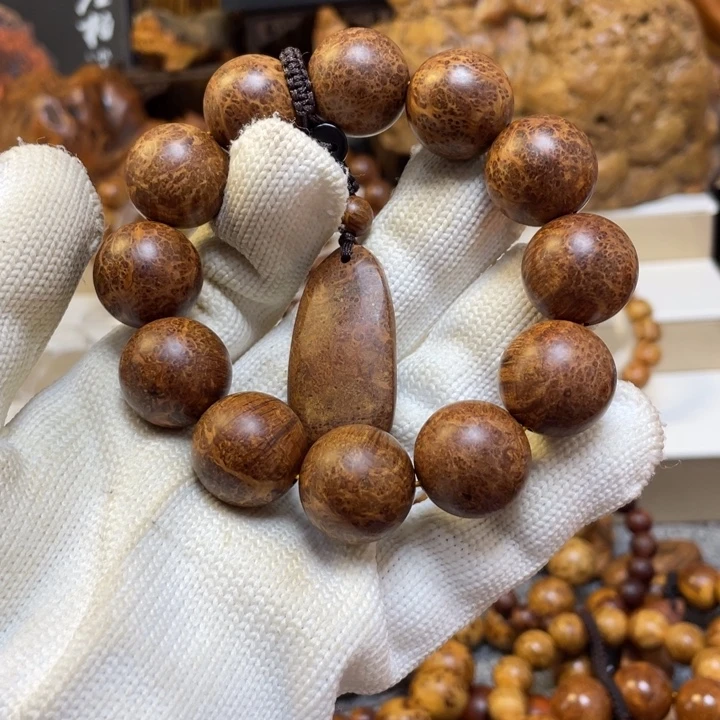 小***宝柏木（崖柏）太行崖柏2.0陈化千年石化黑金缨子爆满