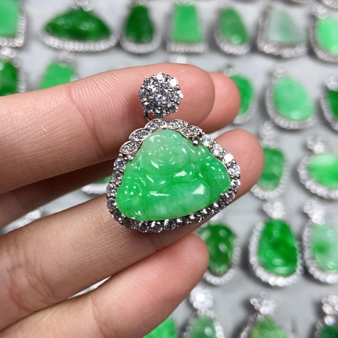 颈饰未镶嵌翡翠佛公