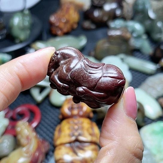 白玉菩提吊坠摆件