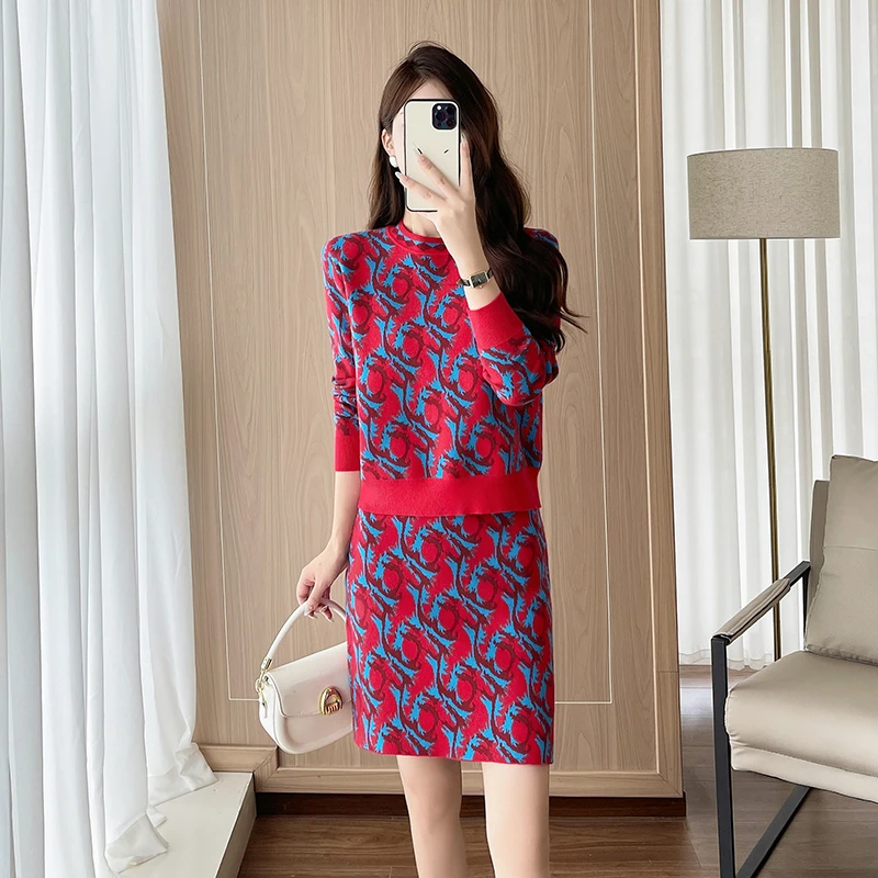 秋装小香风套装女装2025新款高级感穿搭红色半身裙针织两件套秋冬