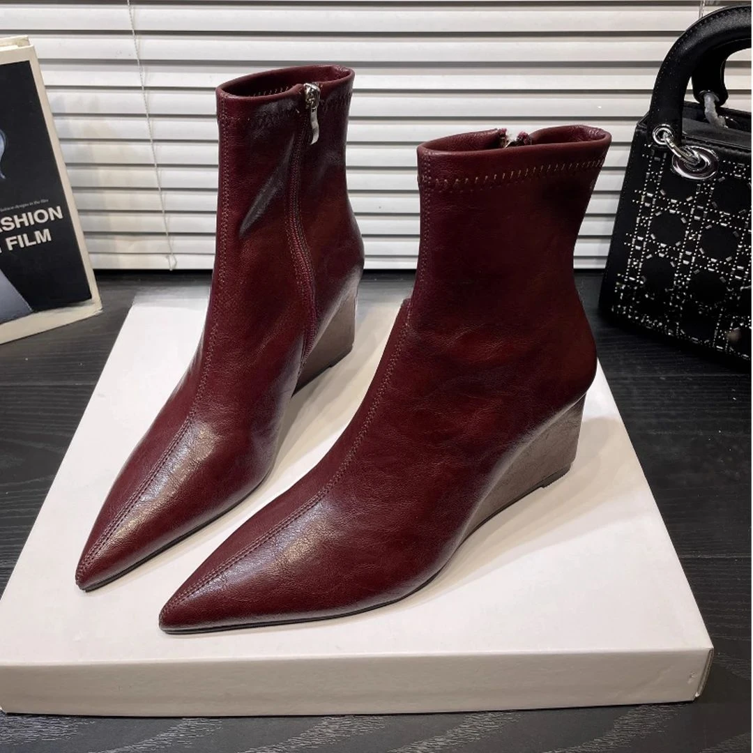 尖头短靴女新款靴子2025秋冬季新款欧美女靴高跟短筒靴坡跟瘦瘦靴