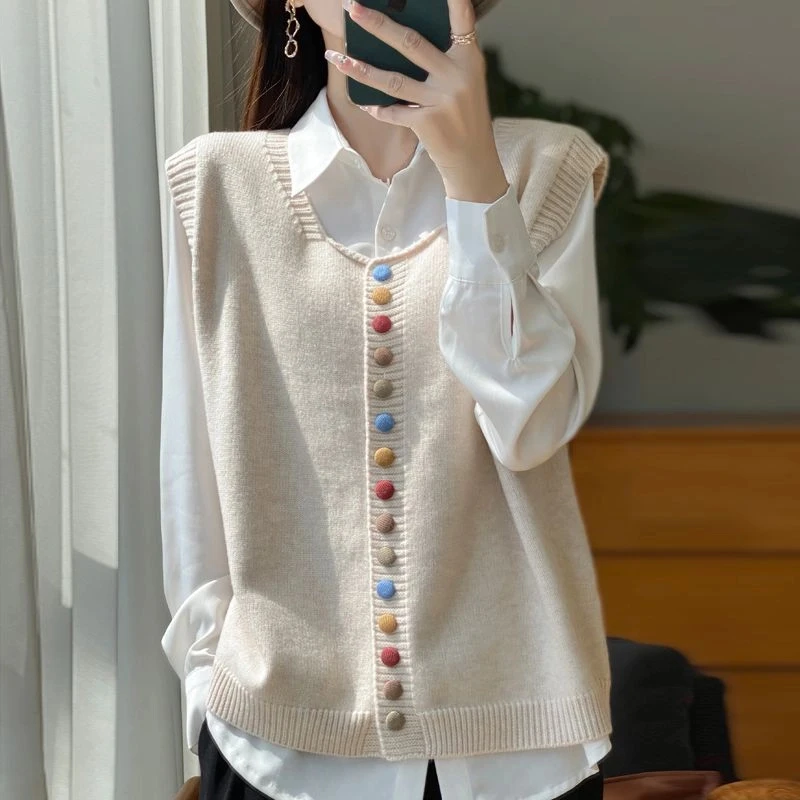 复古圆领加厚针织马甲夏装背心无袖纽扣小众小众炸街独特漂亮毛衣
