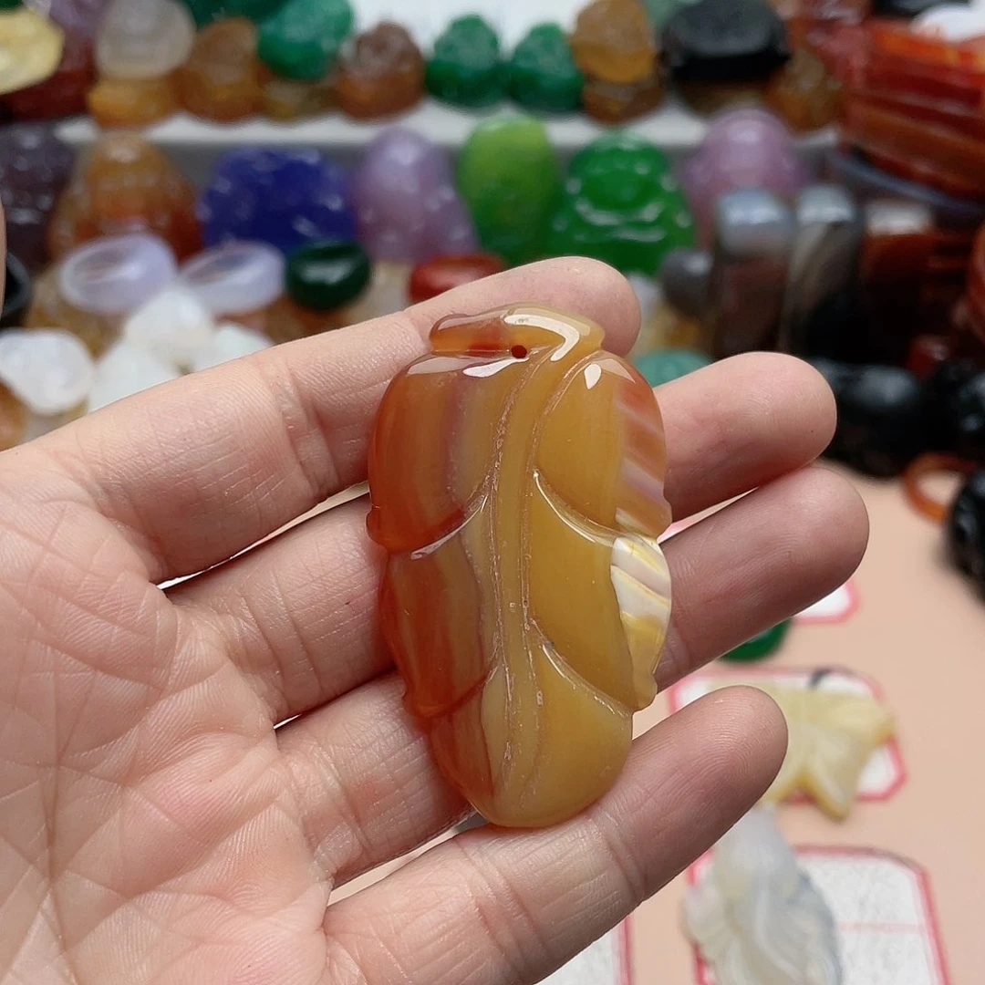 玛瑙/玉髓颈饰合金墨**开