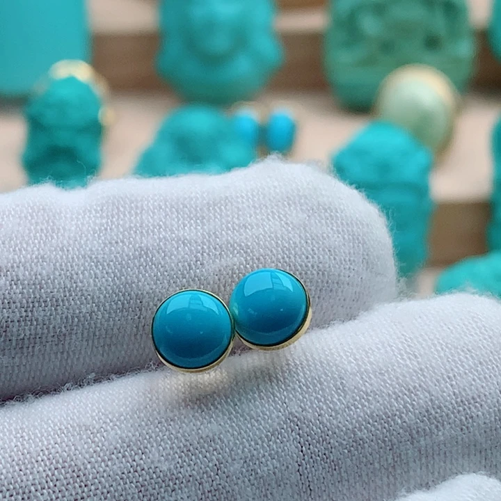 绿松石18K金镶嵌耳钉