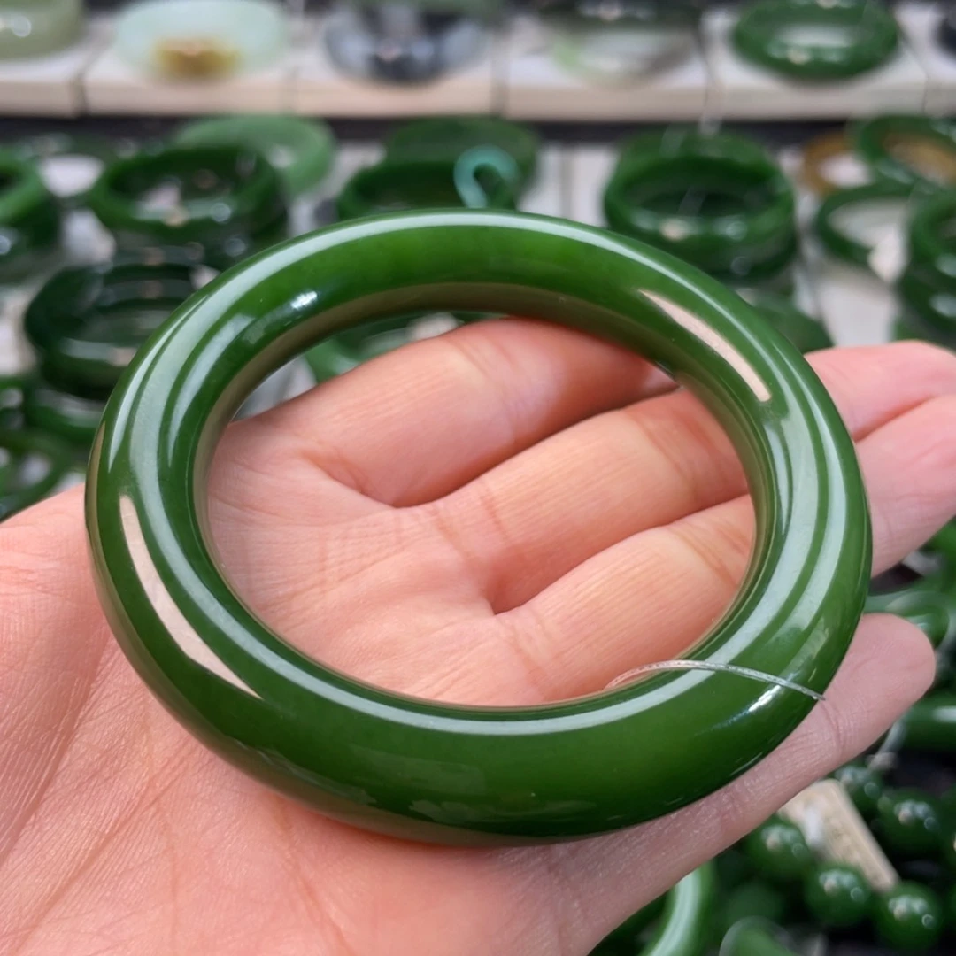 和田玉（碧玉）手镯未镶嵌